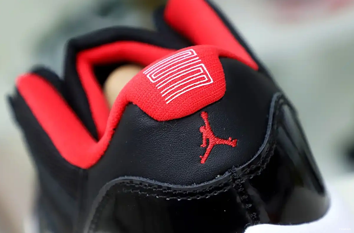 JORDAN RETRO AIR BRED LOW 11 0513